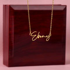 Signature Name Necklace – Personalized Gift with Stylized Font